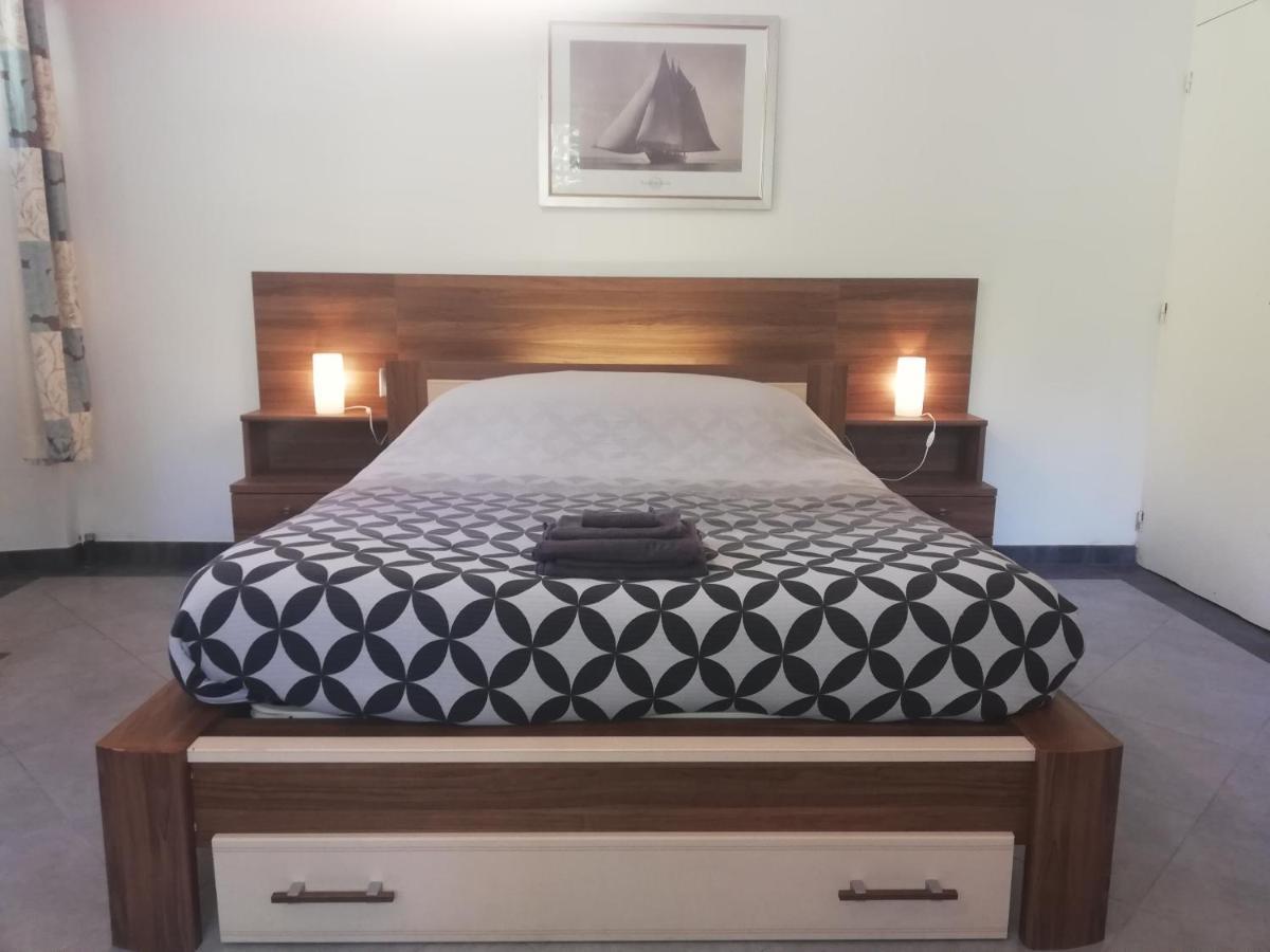 אואלגואט Chambre D'Hotes De La Roche Tremblante מראה חיצוני תמונה